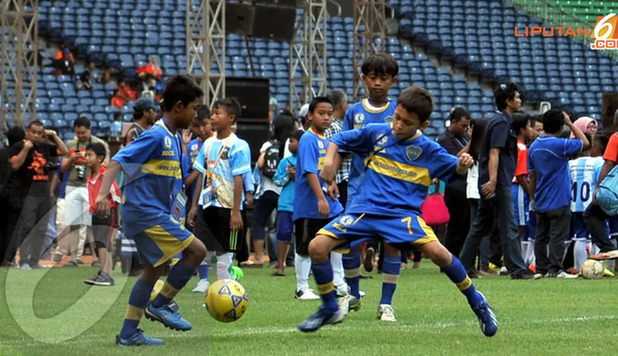 Suasana Coaching Clinic di Stadion gelora Bung Karno (Liputan6.com/Helmi Fithriansyah)