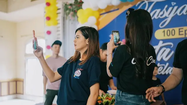 Sinetron Cinta Setelah Cinta gelar tasyakuran 100 episode (Foto: Instagram @indahindriana)