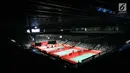 Suasana persiapan perhelatan turnamen Indonesia Masters 2018 di Istora Senayan, Jakarta, Minggu (21/1). Ajang Indonesia Master akan dihelat pada 23-28 Januari 2018 dan diikuti 20 negara. (Liputan6.com/Helmi Fithriansyah)