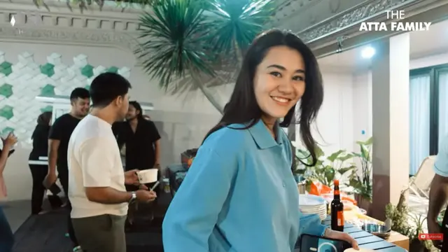 Aaliyah Massaid dan Thariq Halilintar. (Foto: YouTube/AH)