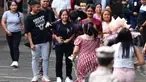 Mary Jane Veloso (tengah) bertemu dengan kerabat di samping kedua putranya setelah tiba di Lembaga Pemasyarakatan Wanita di Manila, Filipina pada Rabu 18 Desember 2024. (TED ALJIBE/AFP)