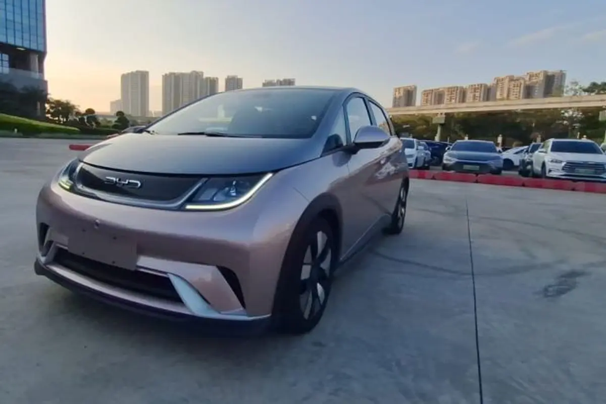 Mencoba Langsung di China BYD Dolphin yang Bisa Masuk ke Indonesia (Arief A/Liputan6.com)