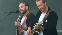 Kolaborasi Chris Martin `Coldplay` dan Kings of Leon