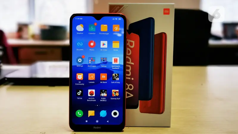 Xiaomi Redmi 8A dan Boks Penjualan