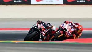 Momen Menakutkan di MotoGP Aragon: Marc Marquez dan Marco Bezzecchi Berduel Sengit dalam Kecepatan 300 Km/Jam