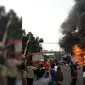 Kebakaran di kawasan Kebayoran Lama, Jaksel (Vevi Viddi/twitter.com)