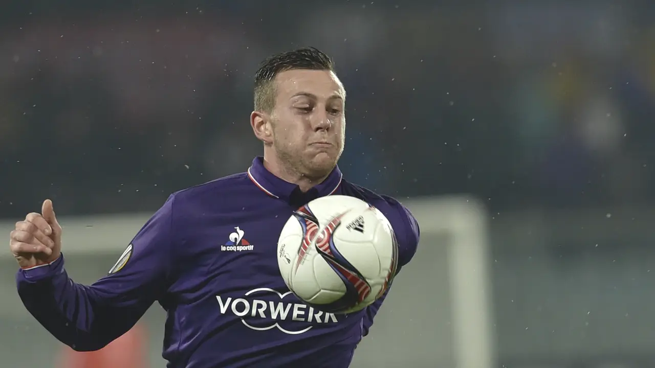 Winger Fiorentina asal Italia, Federico Bernardeschi, masuk radar Juventus. 