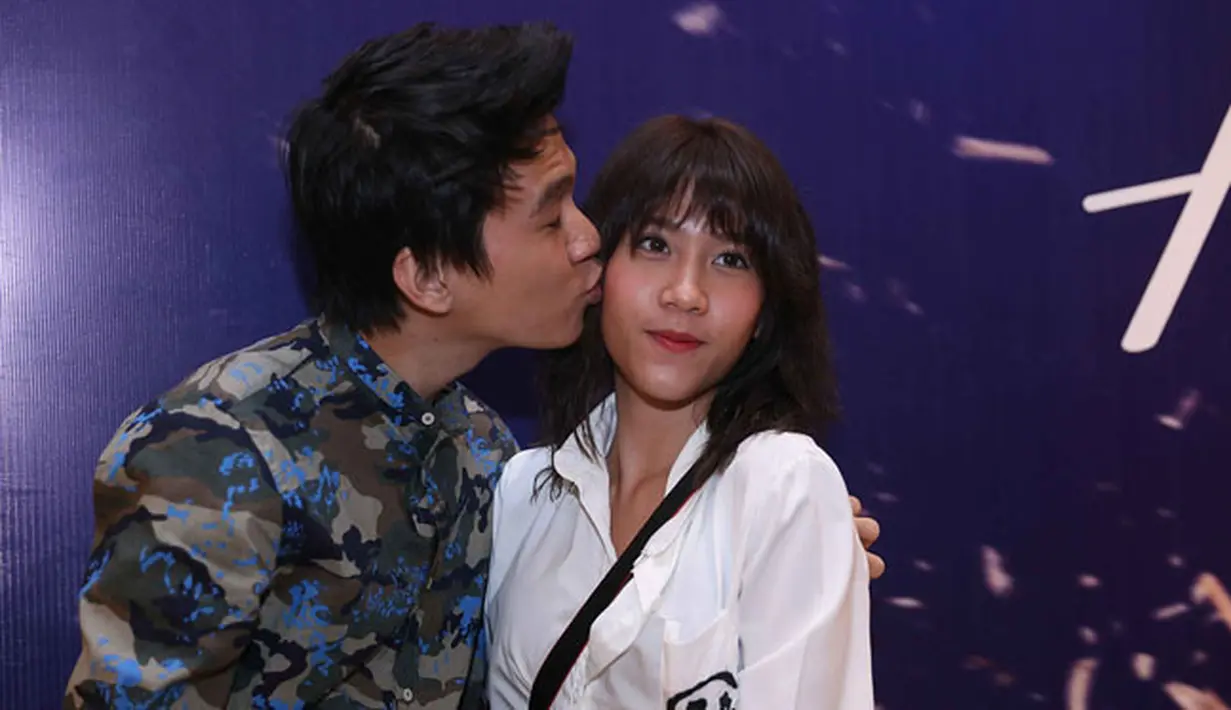 "Saya berencana beli rumah dulu. Marriednya kalau sudah ada rumah dulu. Sudah ketemu orangtuanya, mamanya baik sekali," jelas Yudistira Sondakh. (Nurwahyunan/Bintang.com)