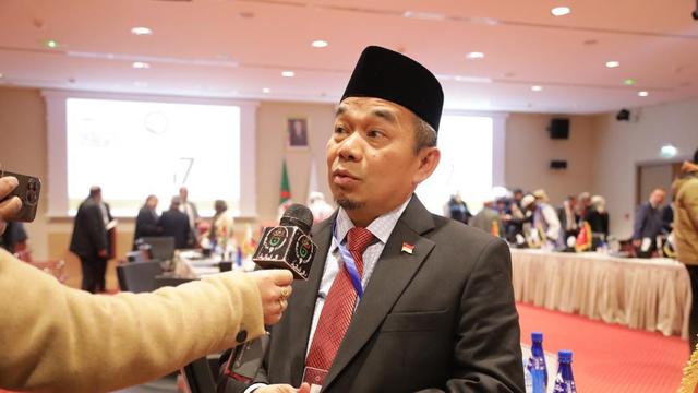 Ketua Fraksi PKS DPR RI Jazuli Juwaini melakukan intervensi dan menyampaikan pendapat tentang kemerdekaan Palestina pada Forum Uni Parlemen Negara-Negara Organisasi Konferensi Islam (PUIC) yang diselenggarakan di Aljazair, Kamis (26/1/2023).