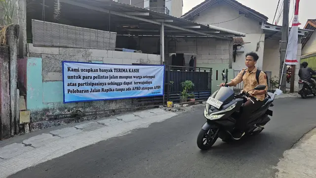 Diabaikan Pemkot Depok Hingga DPRD, Warga Pilih Ngecrek Untuk Tata Lingkungan