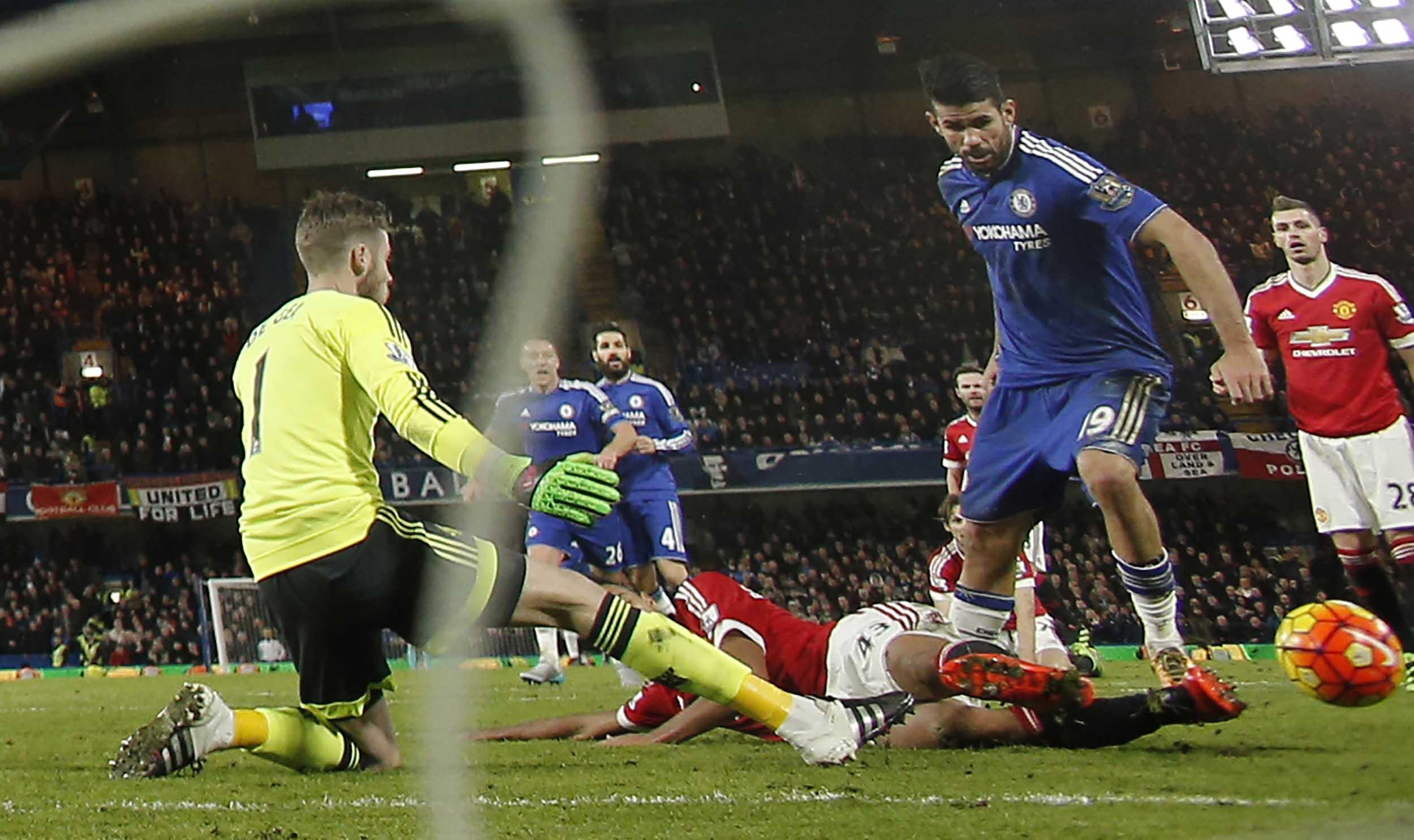 David de Gea vs Chelsea.  (AFP/Adrian Dennis) 