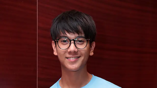 [Bintang] Iqbaal Ramadhan