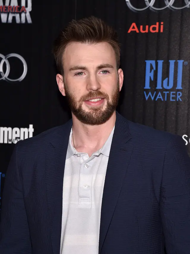 [Bintang] Chris Evans