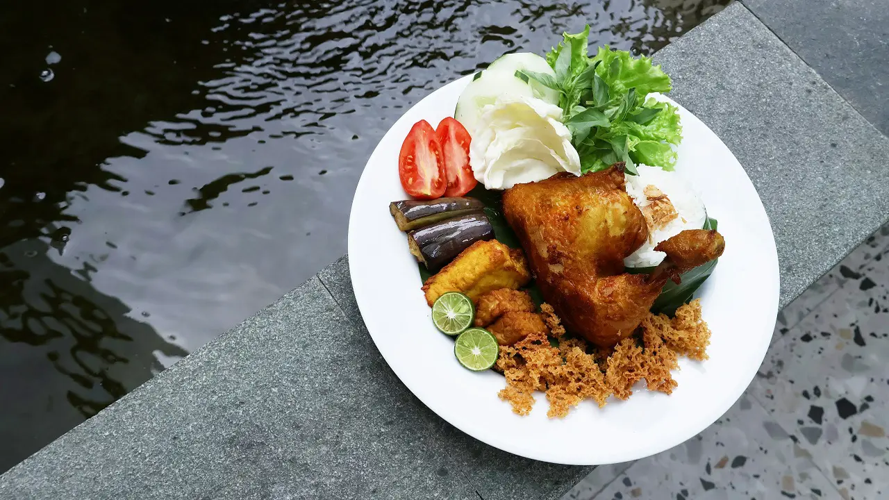 Ilustrasi Ayam Goreng Ungkep