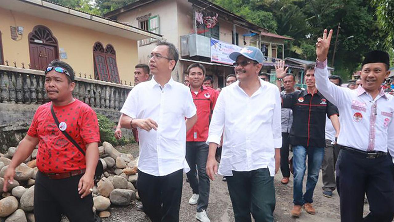 Djarot-Sihar Tegaskan Tak Ada Anak Tiri dan Anak Kandung. (Liputan6.com/Reza Efendi)