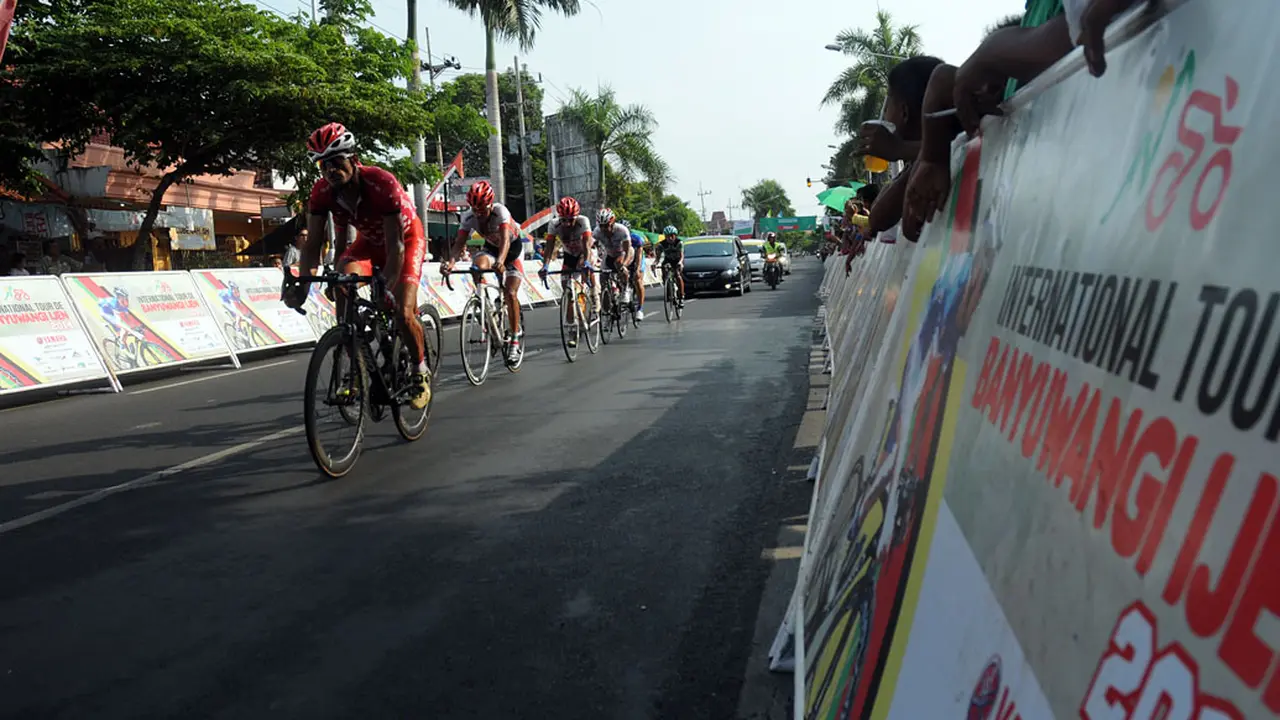 Pebalap ITdBI 12 Kali Kelilingi Kabupaten Banyuwangi 