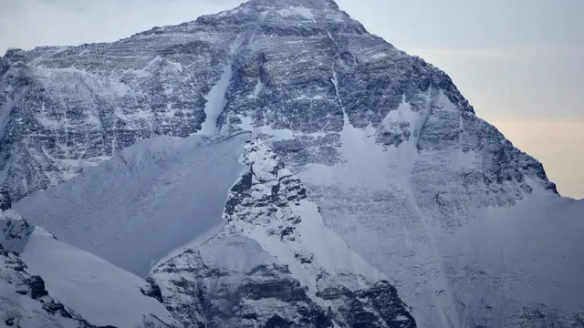 Ilustrasi Seven Summits