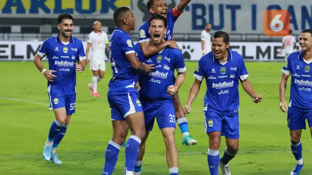 Thom Haye - Persib vs Malut United di BRI Super League 2025/2026