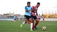 Madura United mengalahkan Persela 2-0 di Stadion Gelora Bangkalan, Bangkalan (9/1/2018). (Bola.com/Aditya Wany)