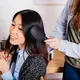 Rambut yang sehat, tebal, dan kuat bukan hanya dipengaruhi oleh faktor keturunan, tetapi juga kebiasaan sehari-hari yang dilakukan secara konsisten. (foto/dok: freepik)
