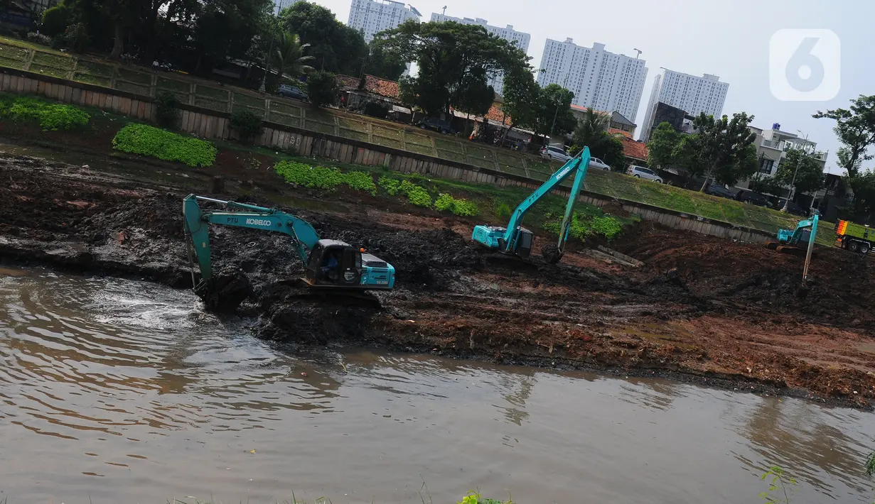 Proyek infrastruktur pengendalian banjir ini menjadi salah satu prioritas pemerintah tahun 2023.   (merdeka.com/imam buhori)