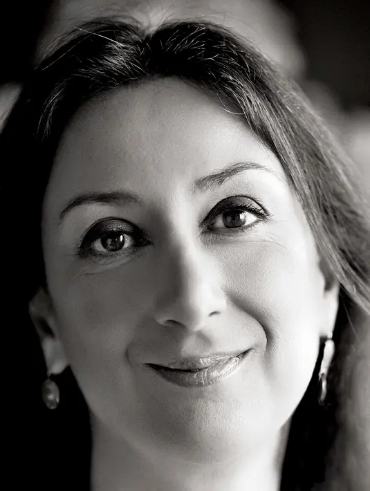 Foto tak bertanggal menunjukkan jurnalis investigasi ternama di Malta, Daphne Caruana Galizia yang tewas dalam ledakan mobil. Sebelumnya, Gazilia mengajukan laporan kepada polisi15 hari yang lalu bahwa dirinya menerima sejumlah ancaman. (AP Photo)