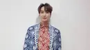 Leeteuk dan Yesung Menggenakan Batik Rancangan Ridwan Kamil/dok. Instagram @xxteukxx dan @yesung1106