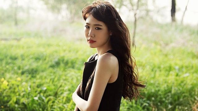 Maeng Yuna (Soompi)