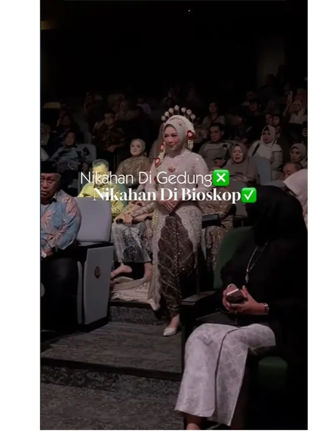 Pasangan Ini Gelar Pernikahan Impian Bak di Gedung Bioskop, Curi Perhatian
