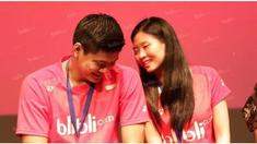 Praveen Jordan unjuk kebolehan bernyanyi saat menerima bonus usai menjuarai All England 2016 bersama Debby Susanto di di XXI Lounge - Plaza Senayan, Senayan, Jakarta, Selasa (22/3/2016).