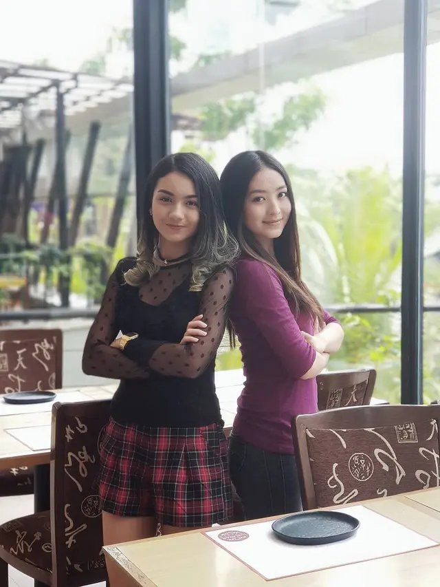 Kerap Main Sinetron Bareng, Ini 6 Kebersamaan Natasha Wilona dan Ersya Aurelia