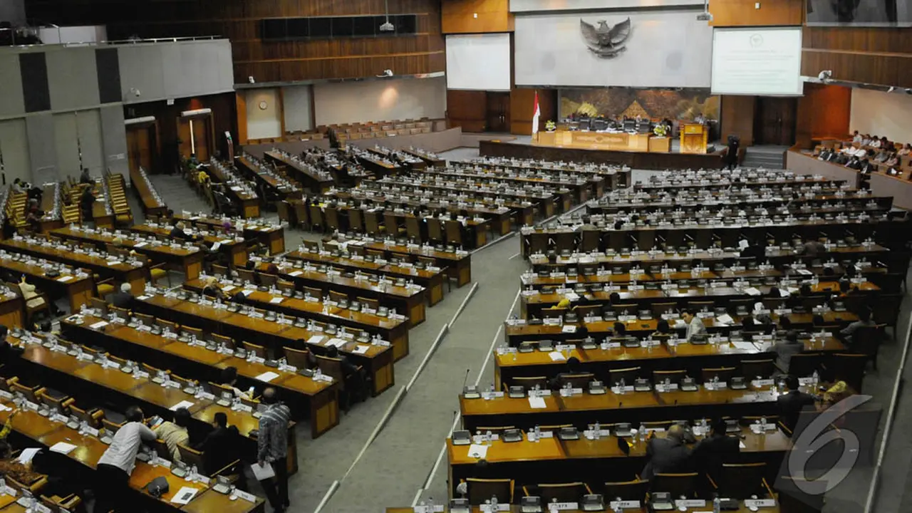 Rapat Paripurna DPR Dihiasi Bangku Kosong