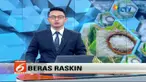 Ribuan warga Brebes berebut paket sembako murah, beberapa warga jatuh pingsan.