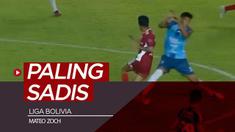 Berita video momen tekel yang mungkin paling sadis terjadi di dunia sepak bola musim ini terjadi di Liga Bolivia pada pertandingan Blooming melawan Royal Pari dengan korbannya, Mateo Zoch.