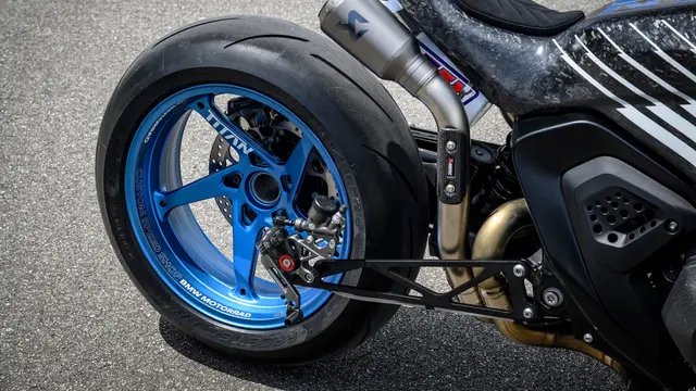 BMW R 1300 R Titan (BMW Motorrad)