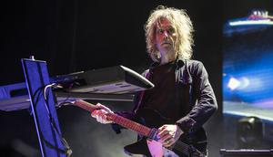 Perry Bamonte dari The Cure tampil di North Island Credit Union Amphitheatre pada 20 Mei 2023 di Chula Vista, California. (Harmony Gerber/GETTY IMAGES NORTH AMERICA/AFP)