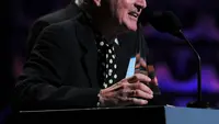 Billy Steinberg Penulis Lagu Like A Virgin dan Eternal Flame Meninggal Dunia Akibat Kanker