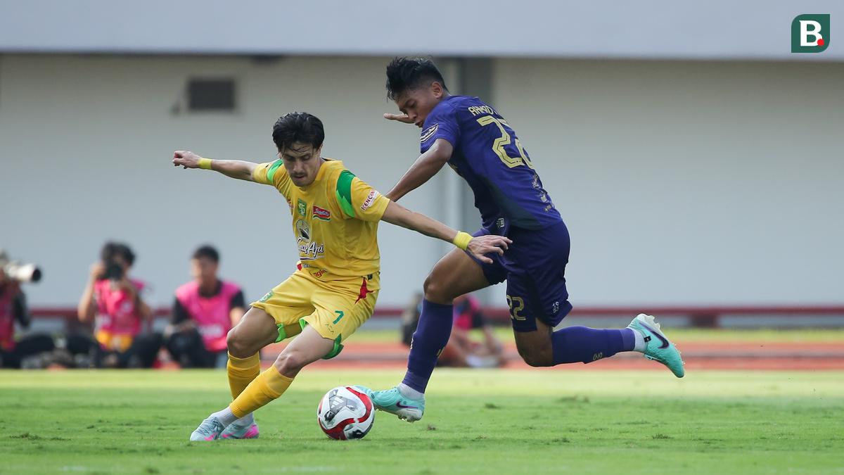 Eduardo Perez Tidak Peduli Persebaya Baru Cetak 1 Gol dalam 2 Laga Perdana BRI Super League 2025/2026
