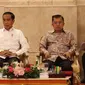 Presiden Joko Widodo (Jokowi) didampingi Wakil Presiden Jusuf Kalla memimpin Sidang Kabinet Paripurna di Istana Negara, Jakarta, Kamis (3/10/2019). Sidang kabinet paripurna ini merupakan rapat besar yang terakhir digelar oleh Pemerintahan kabinet kerja. (Liputan6.com/Angga Yuniar)