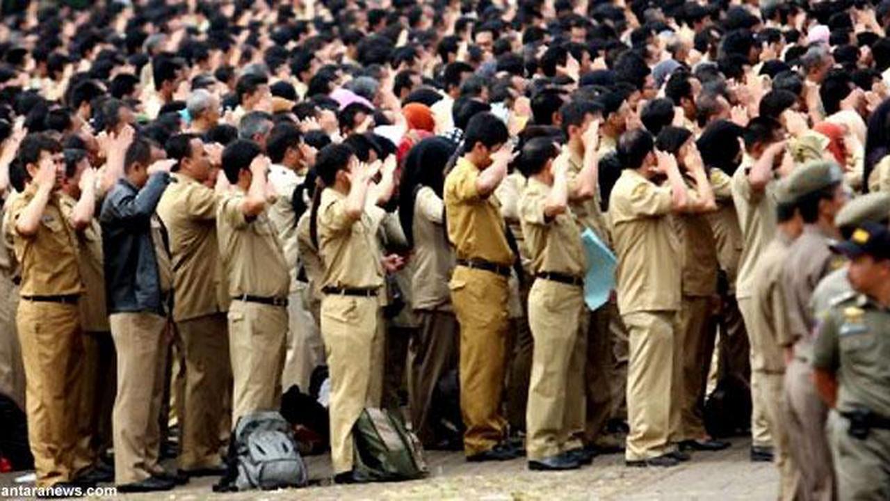 ICW Laporkan Ribuan Daftar Nama Honorer K2 `Siluman` ke Polisi