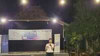 Direktur sekaligus Chief Enterprise Business and Corporate Affairs Officer XL Axiata, Yessie D. Yosetya menjelaskan tentang penggunaan AI untuk mendukung efisiensi di berbagai bidang kerja di XL Axiata (Liputan6.com/ Agustin Setyo Wardani)