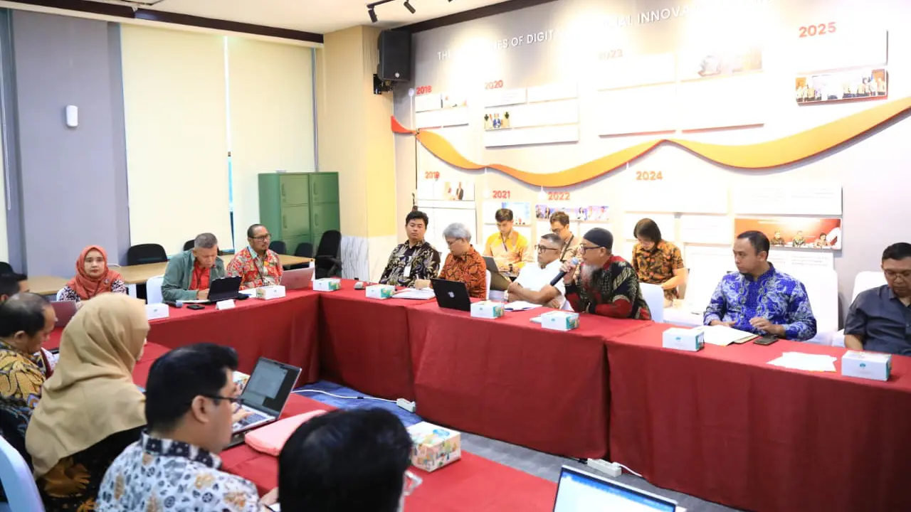 OJK kembali mengundang kelompok pemberi dana atau lender Dana Syariah Indonesia (DSI) untuk membahas perkembangan pengembalian dana. (Foto: OJK)