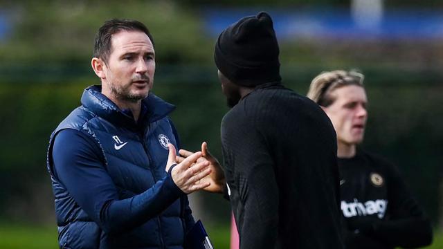 Foto: Gaya Cool Frank Lampard Jelang Chelsea Bersua Real Madrid di Liga Champions