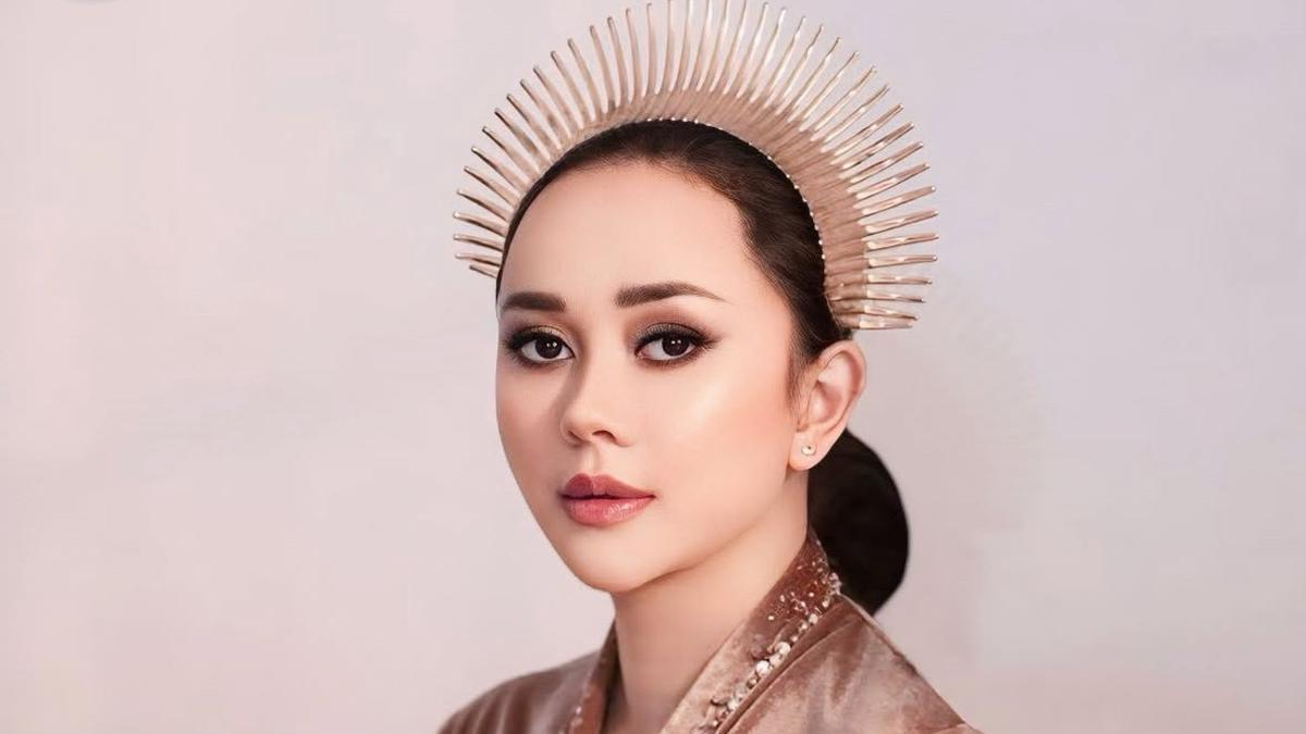 10 Potret Ragam Model Kebaya yang Dikenakan Sederet Artis untuk Mengenang Hari Kartini, Arumi Bachsin hingga Aura Kasih
