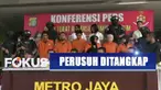 Kelompok pengacau pelantikan presiden dan wakil presiden terdiri dari enam orang yang tiga di antaranya perempuan.