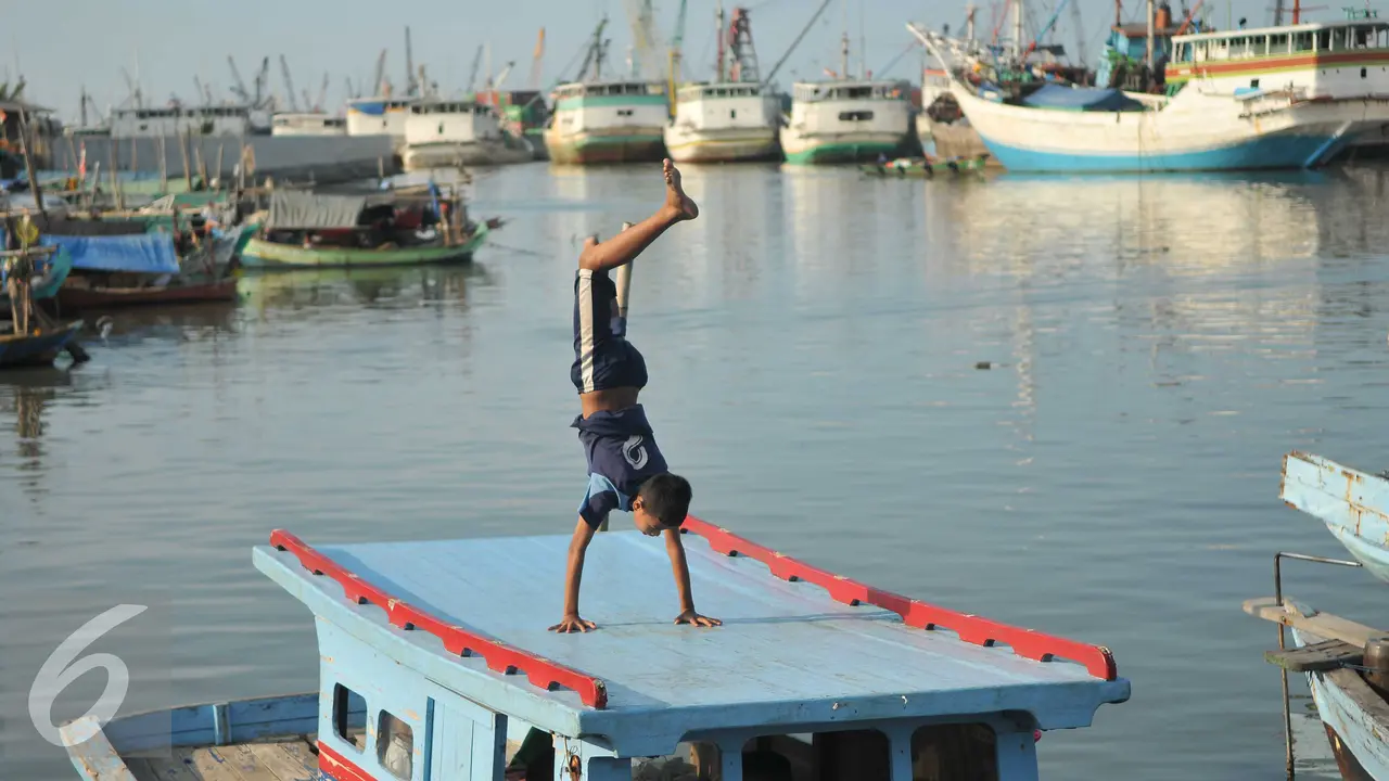 20160328-Bermain di Laut-Jakarta- Gempur M Surya