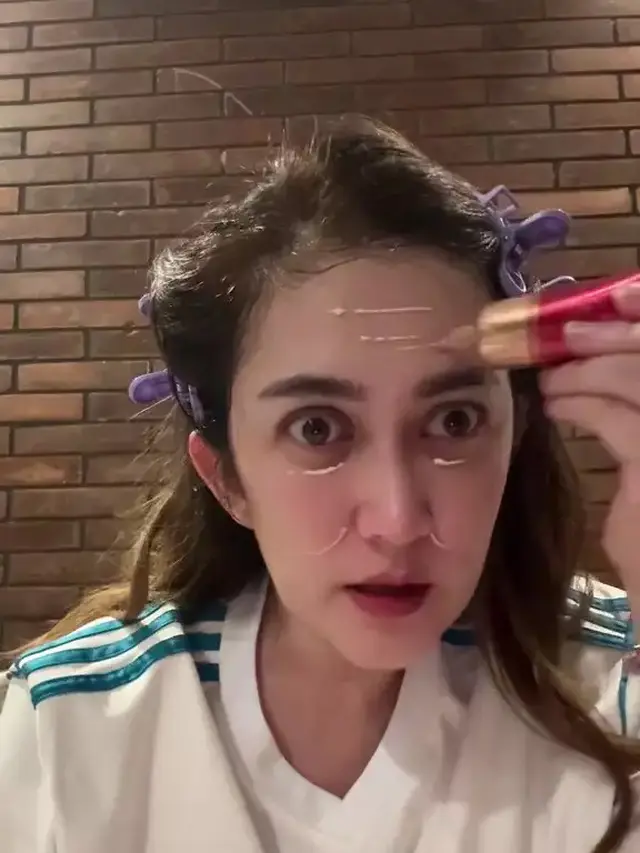 Krim Malam untuk Mengurangi Kerutan