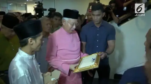 VIDEO: Dicegah ke Luar Negeri, Ini Tanggapan Najib Razak