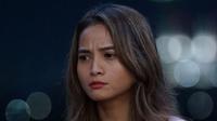 Acha Septriasa memerankan Alya dalam film Titip Bunda di Surga-Mu yang dijadwalkan tayang di bioskop Indonesia Desember 2025 atau awal tahun depan. (Foto: Dok. RRK Pictures/ Spectrum Film/ Festival Pictures)