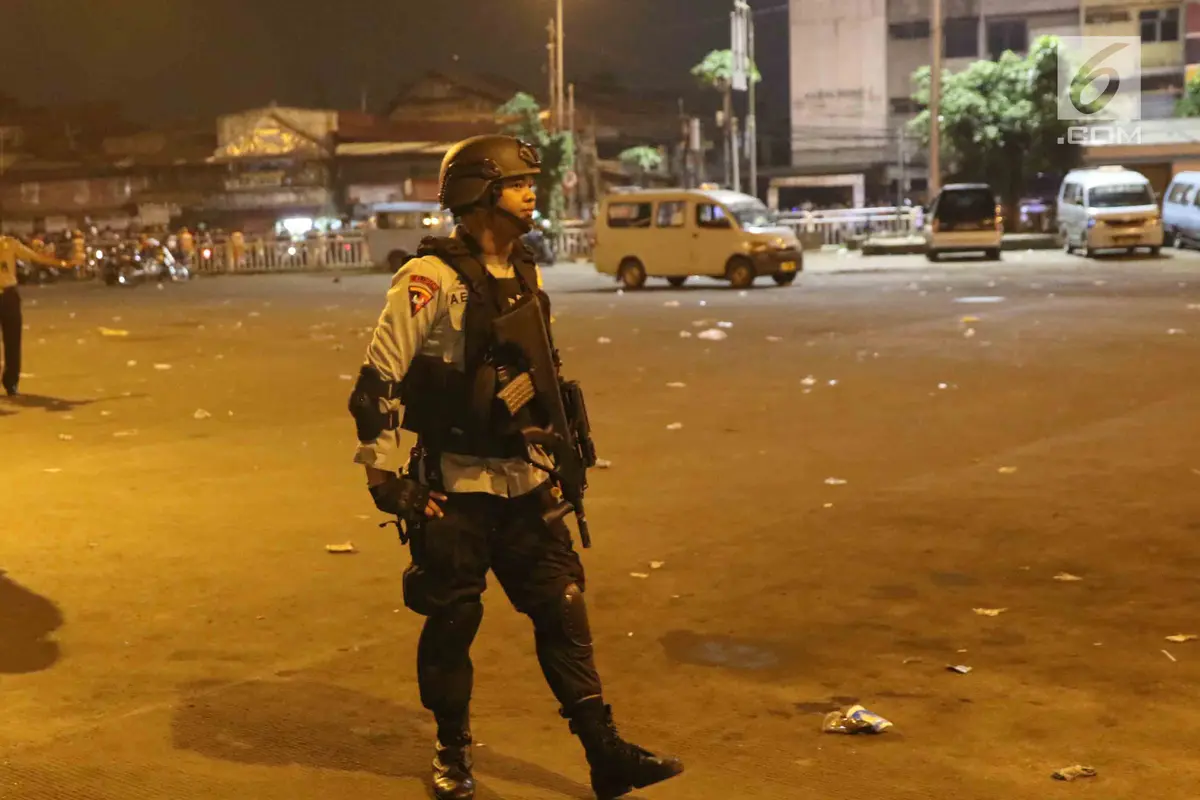 Polisi Jaga Lokasi Ledakan Kedua di Dekat Toilet